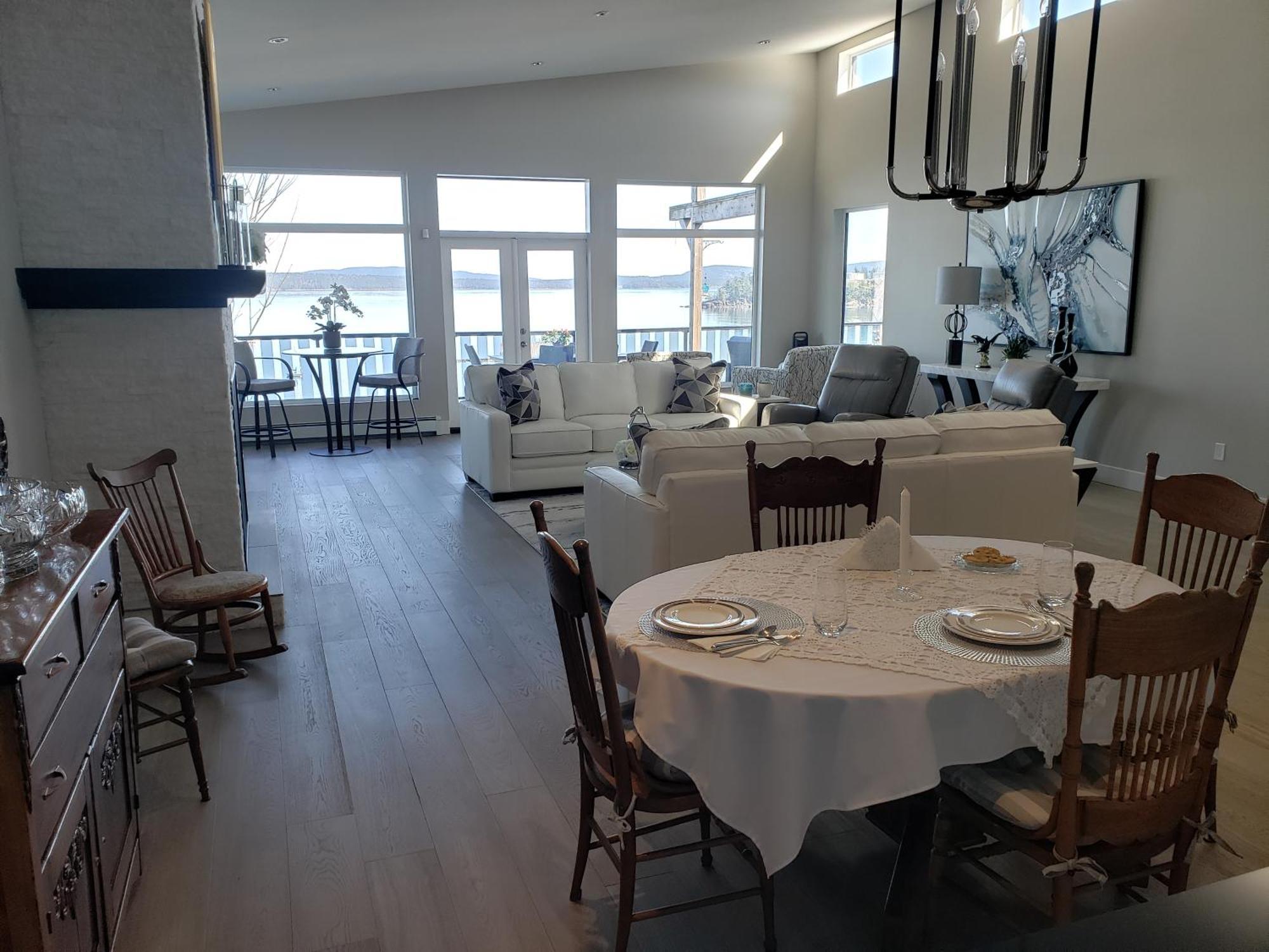 Edgewater Chemainus公寓 外观 照片